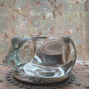 Cute vintage Indiana clear glass sleeping cat kitty candle holder